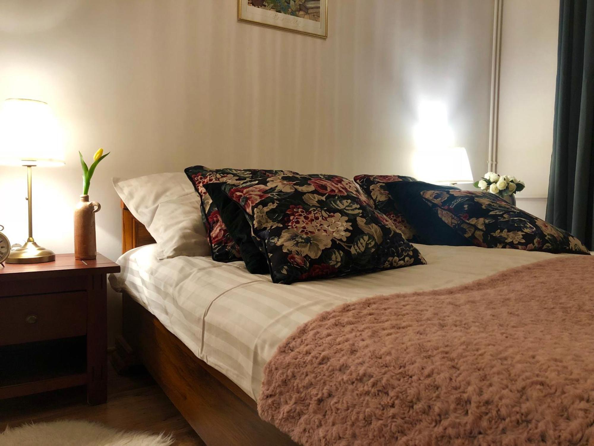 Janicsar Garden Apartman Егер Екстериор снимка